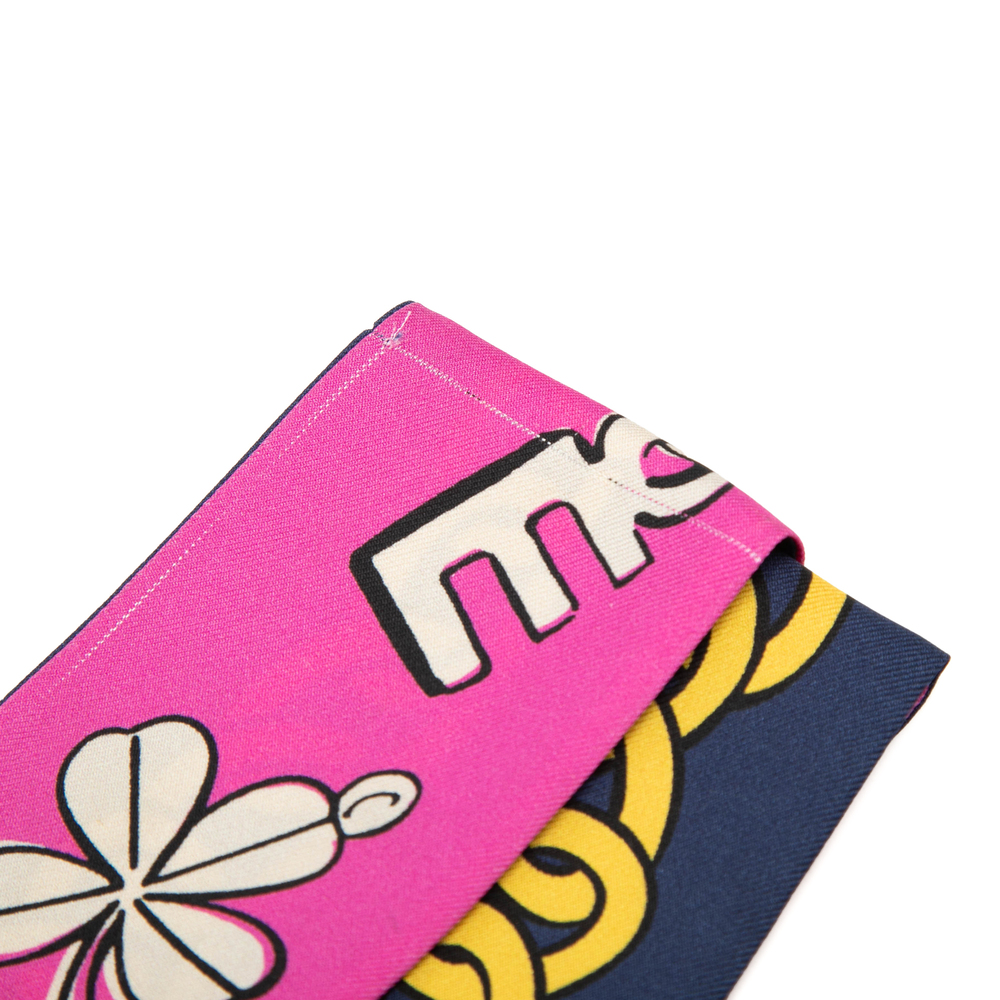 Pre-Loved Chanel Coco Charms Print Silk Slim Bandeau Scarf - Picture 4 of 6